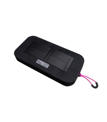 WATERPROOF ESSENTIAL CASE