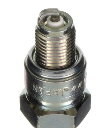 SPARK PLUG NGK CR8HS