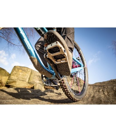 REVO-F FLAT PEDAL ALU GOLD