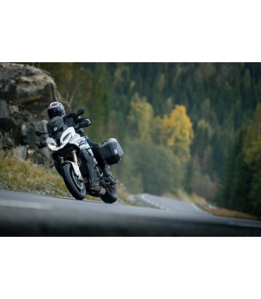 T33 150/70ZR17 (69W) TL